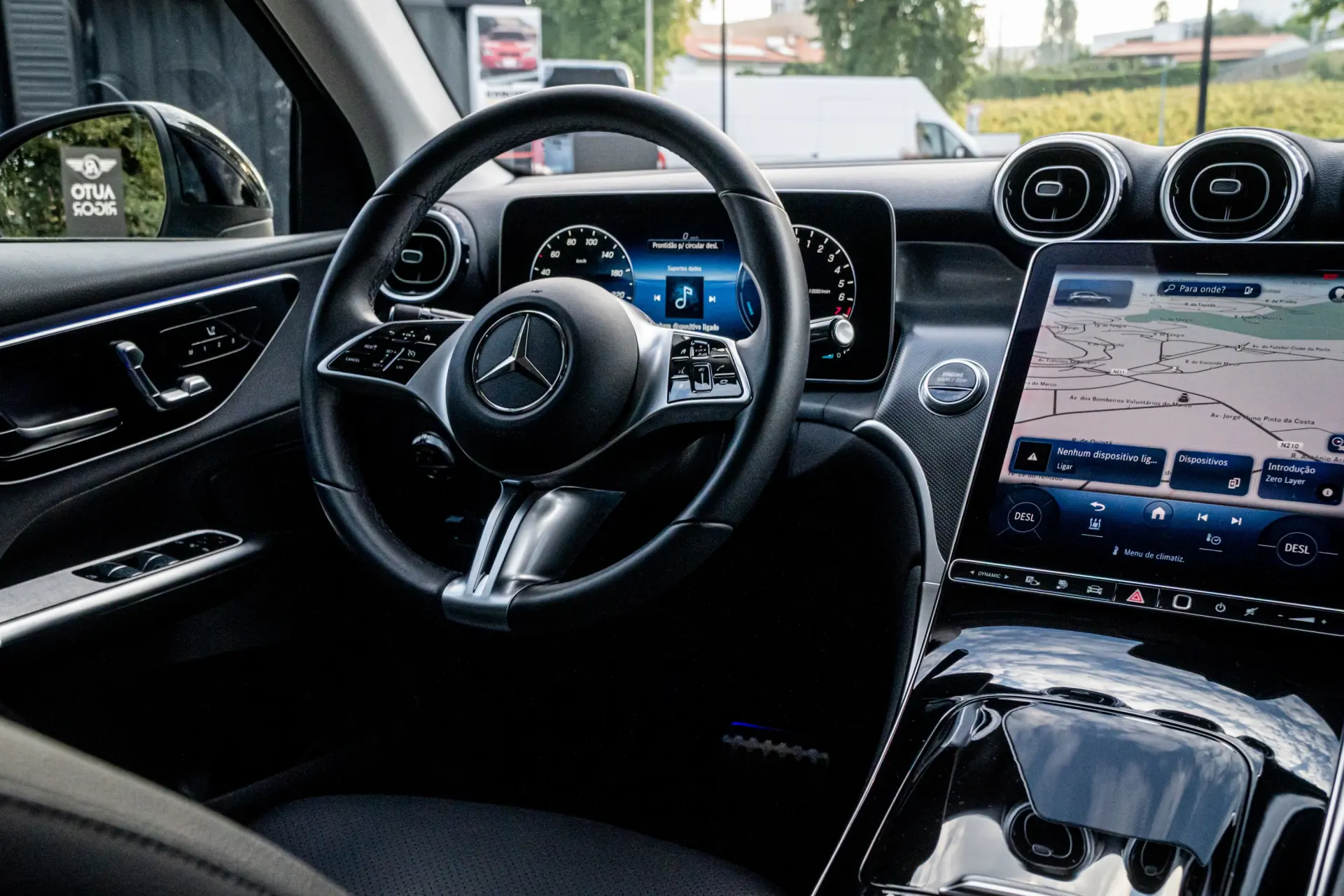Mercedes-Benz GLC 300 e 4Matic 9G-TRONIC AMG Line Advanced 16