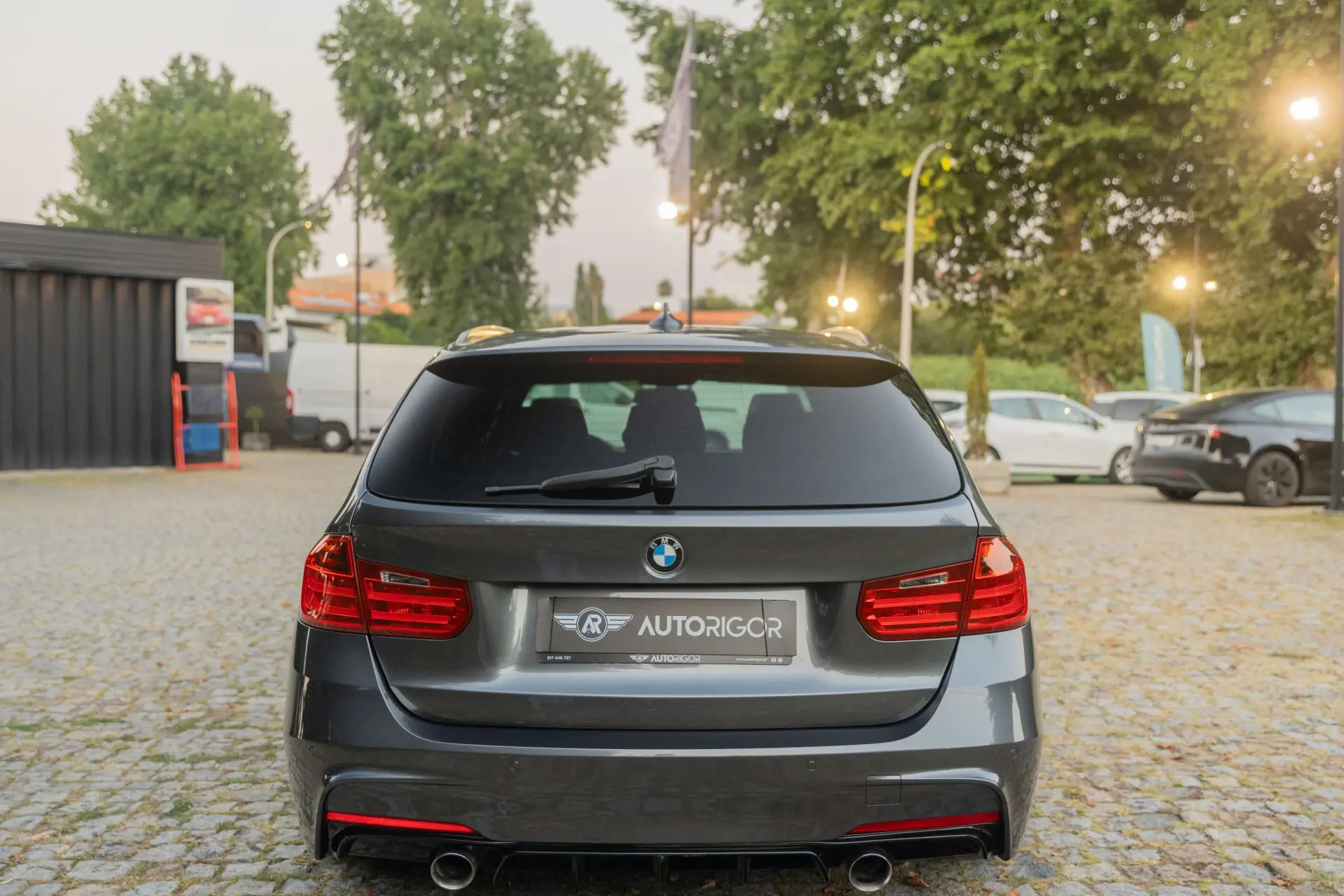 BMW 318 Touring Pack M 5