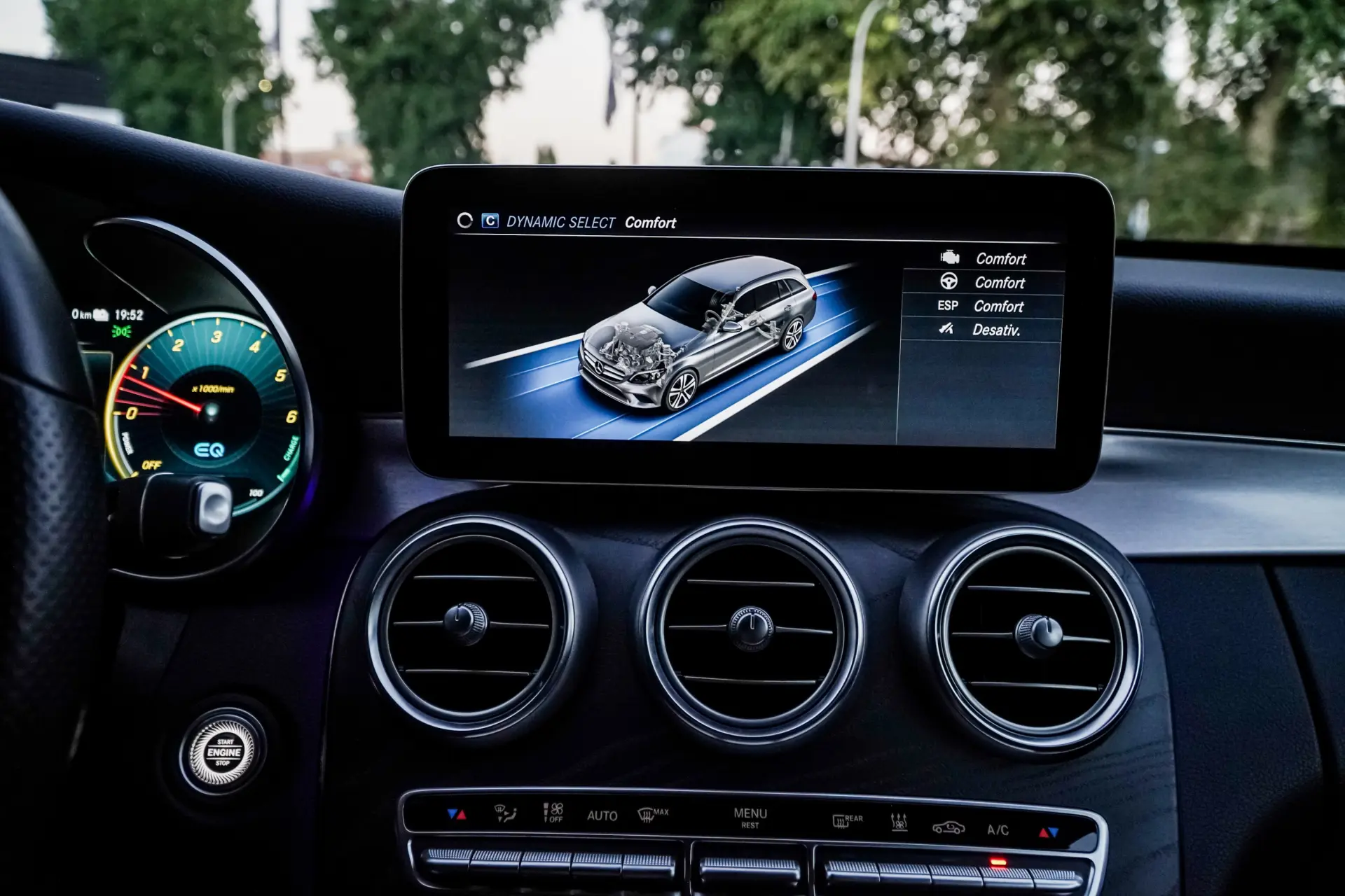 Mercedes-Benz C 300 Outro 36
