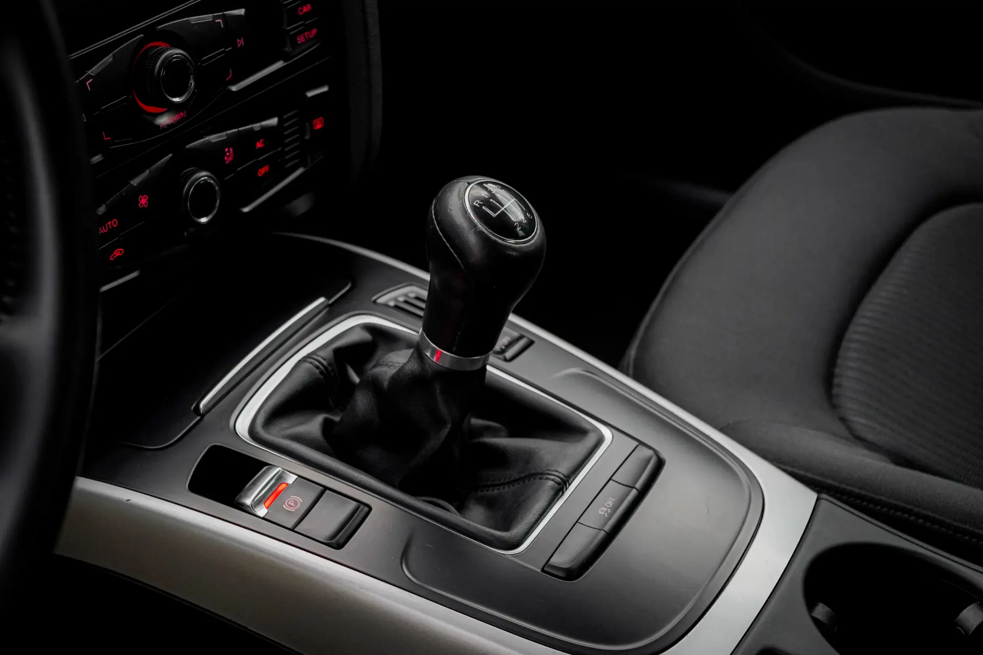 Audi A4 2.0 TDI 17