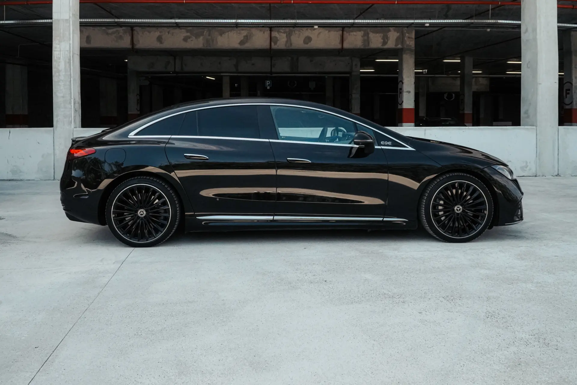 Mercedes-Benz EQE SUV 350+ AMG Line Premium 7