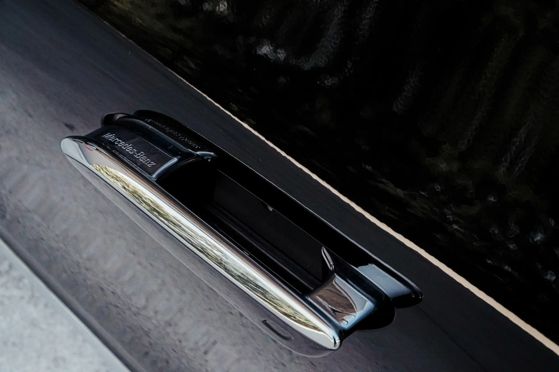 Mercedes-Benz EQE SUV 350+ AMG Line Premium 12
