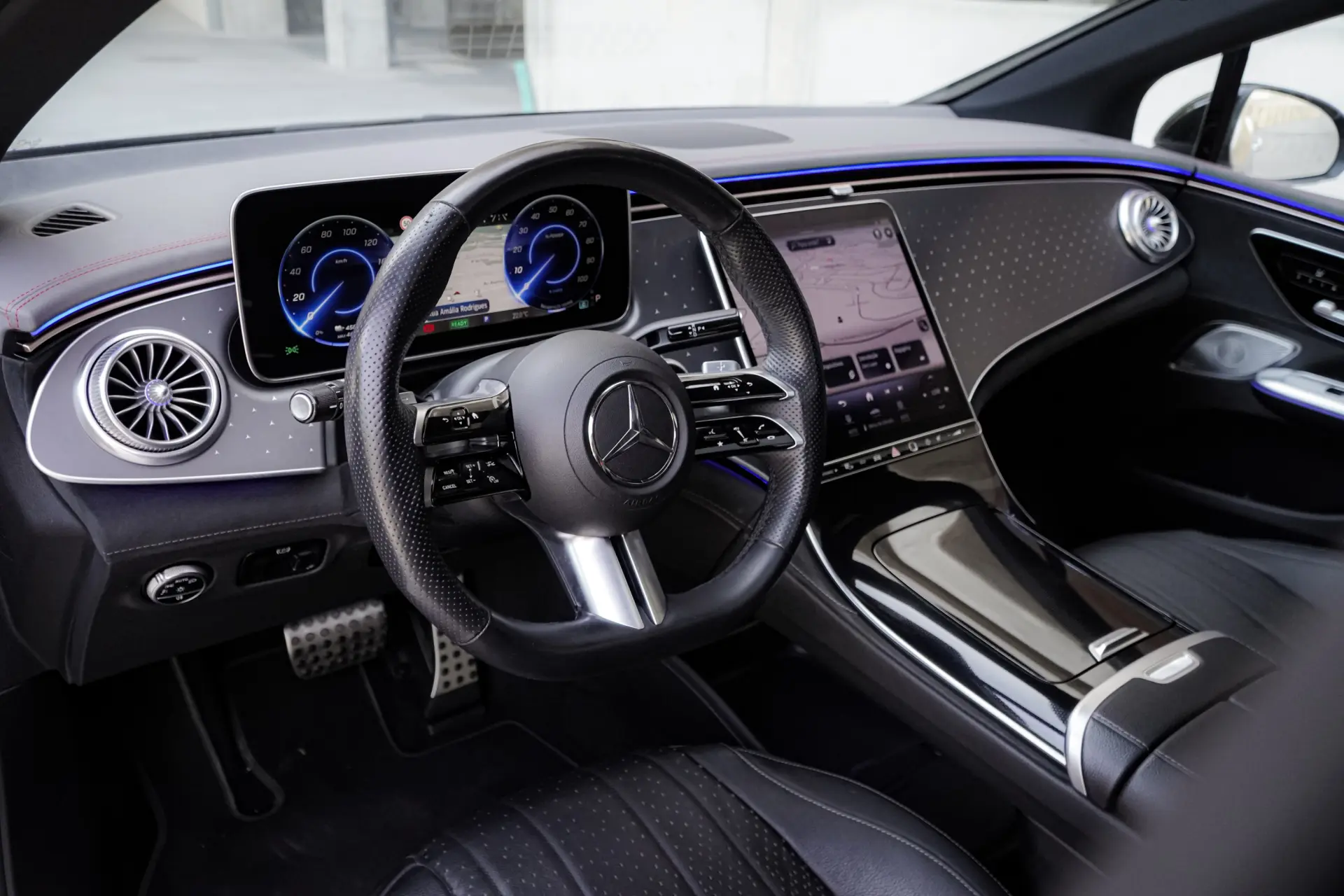 Mercedes-Benz EQE SUV 350+ AMG Line Premium 13