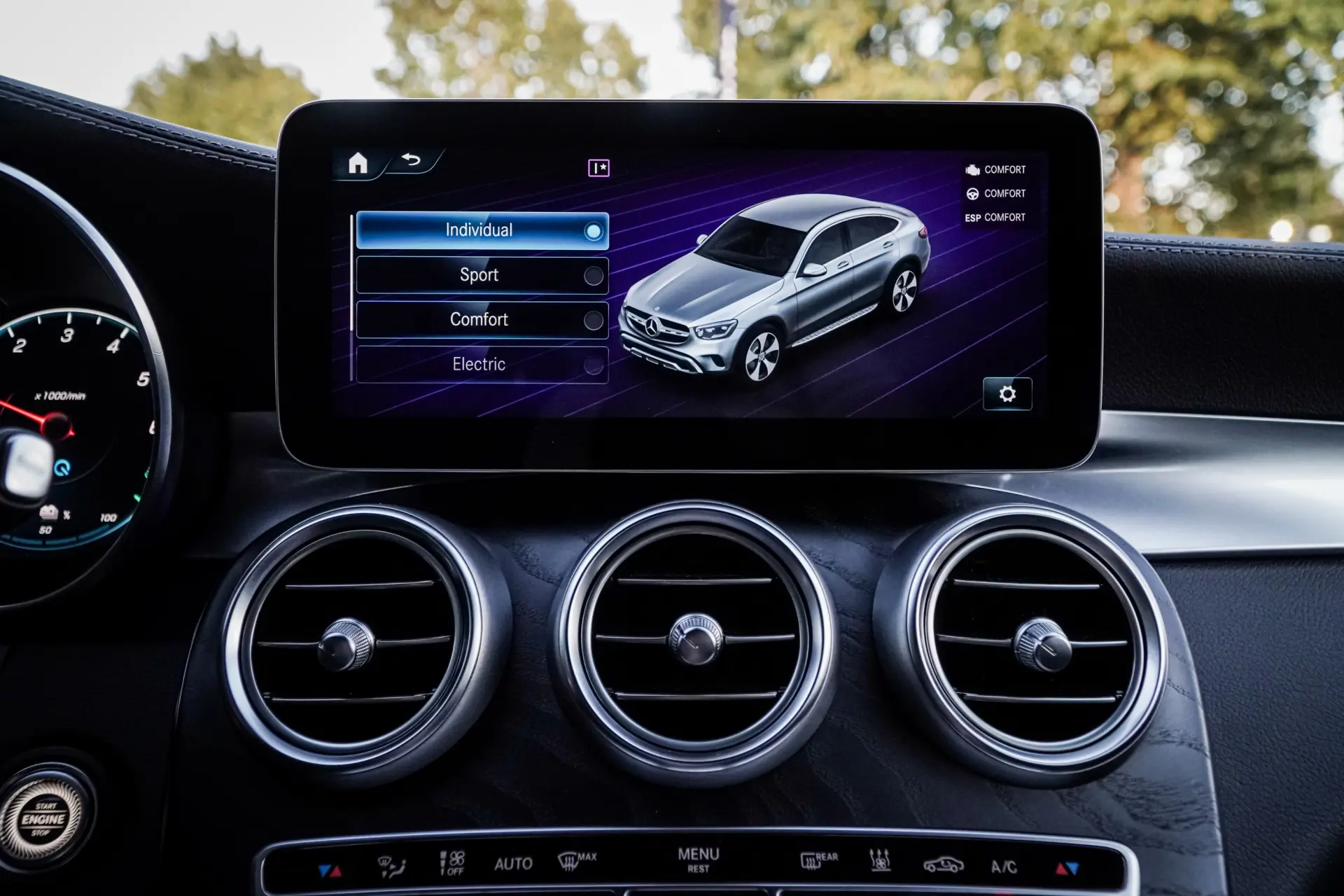 Mercedes-Benz GLC 300 de Coupe 4Matic 9G-TRONIC AMG Line 46