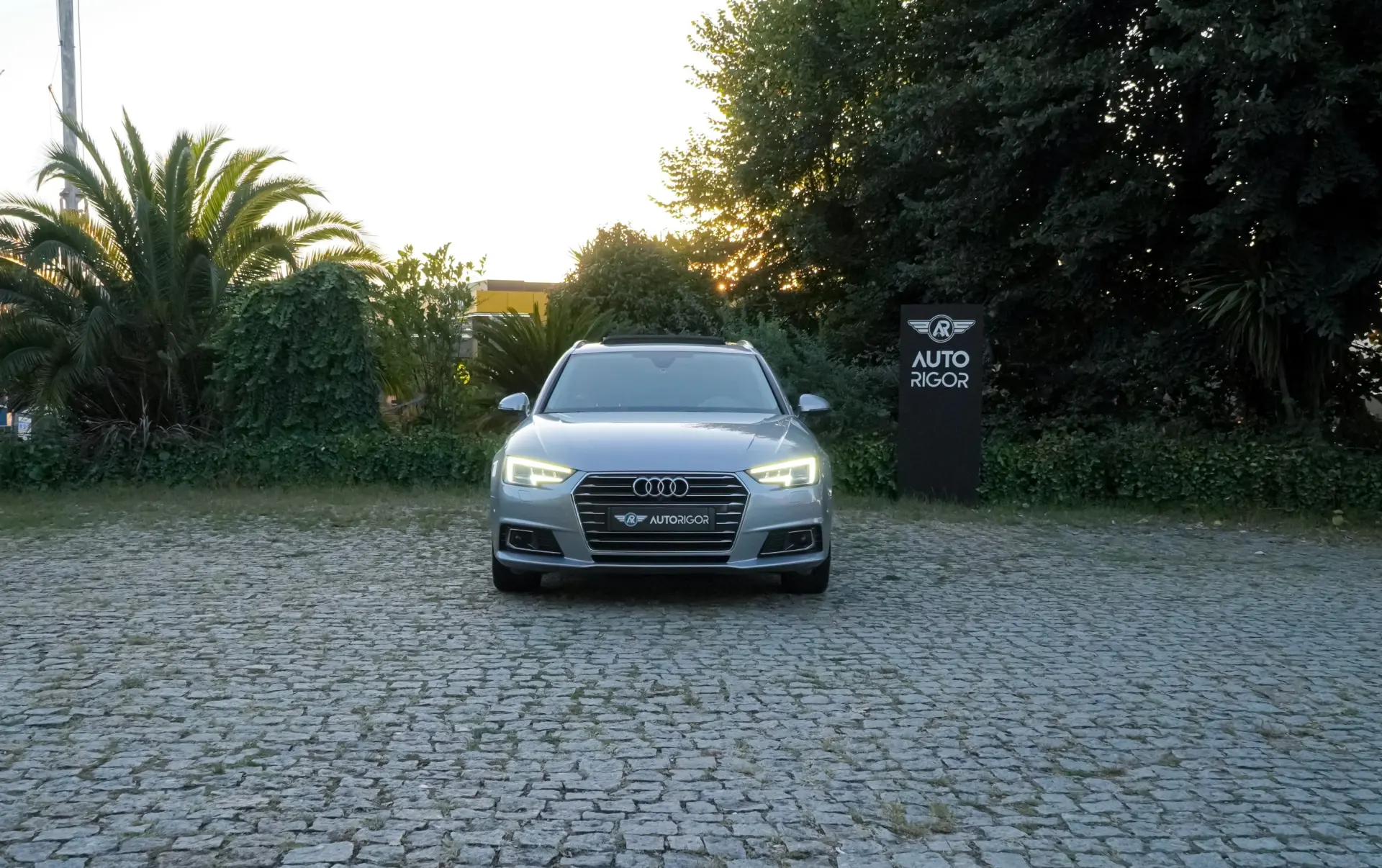 Audi A4 Avant 1