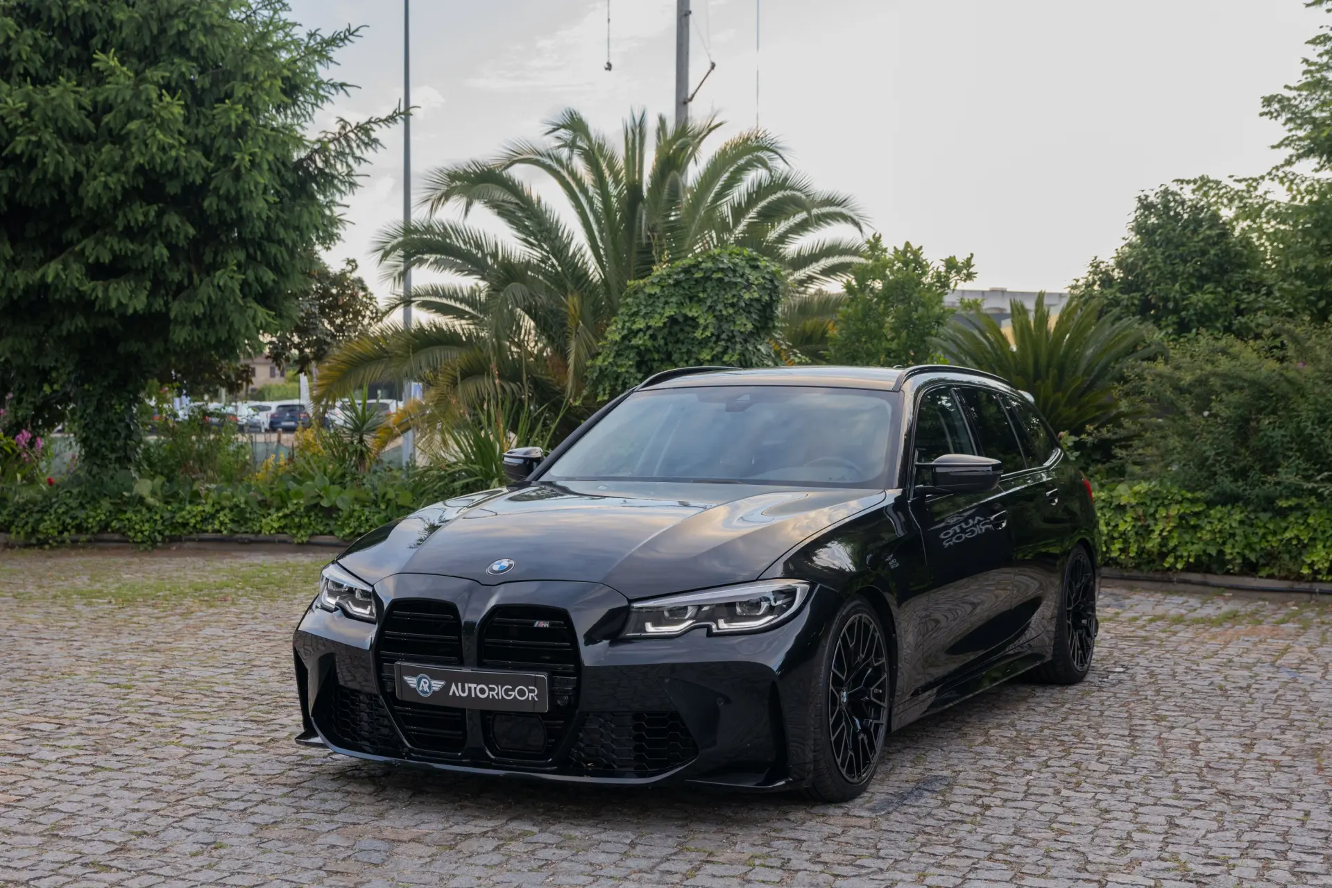 BMW 320 PACK M - LOOK M3 2