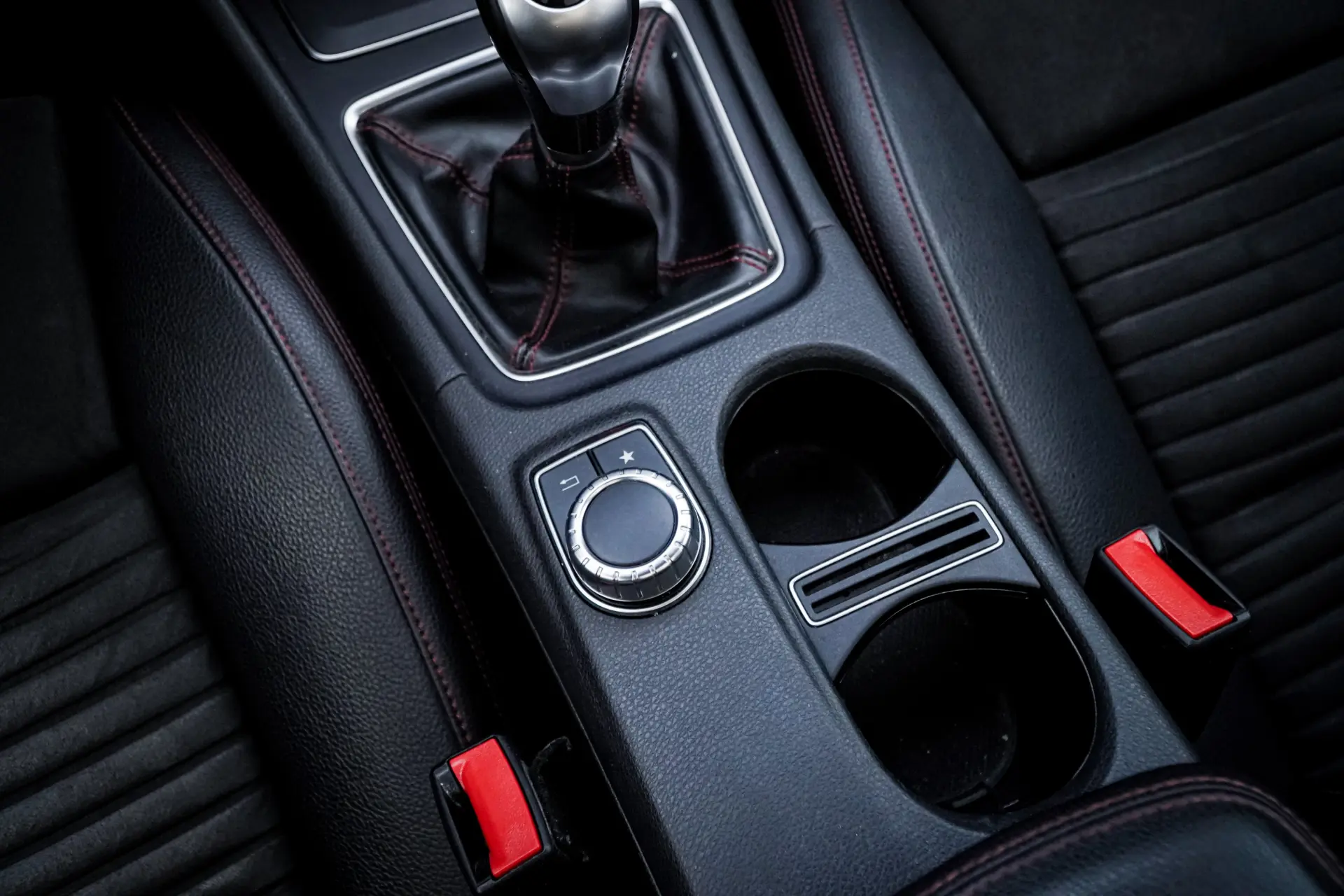 Mercedes-Benz A 180 d AMG Line 21