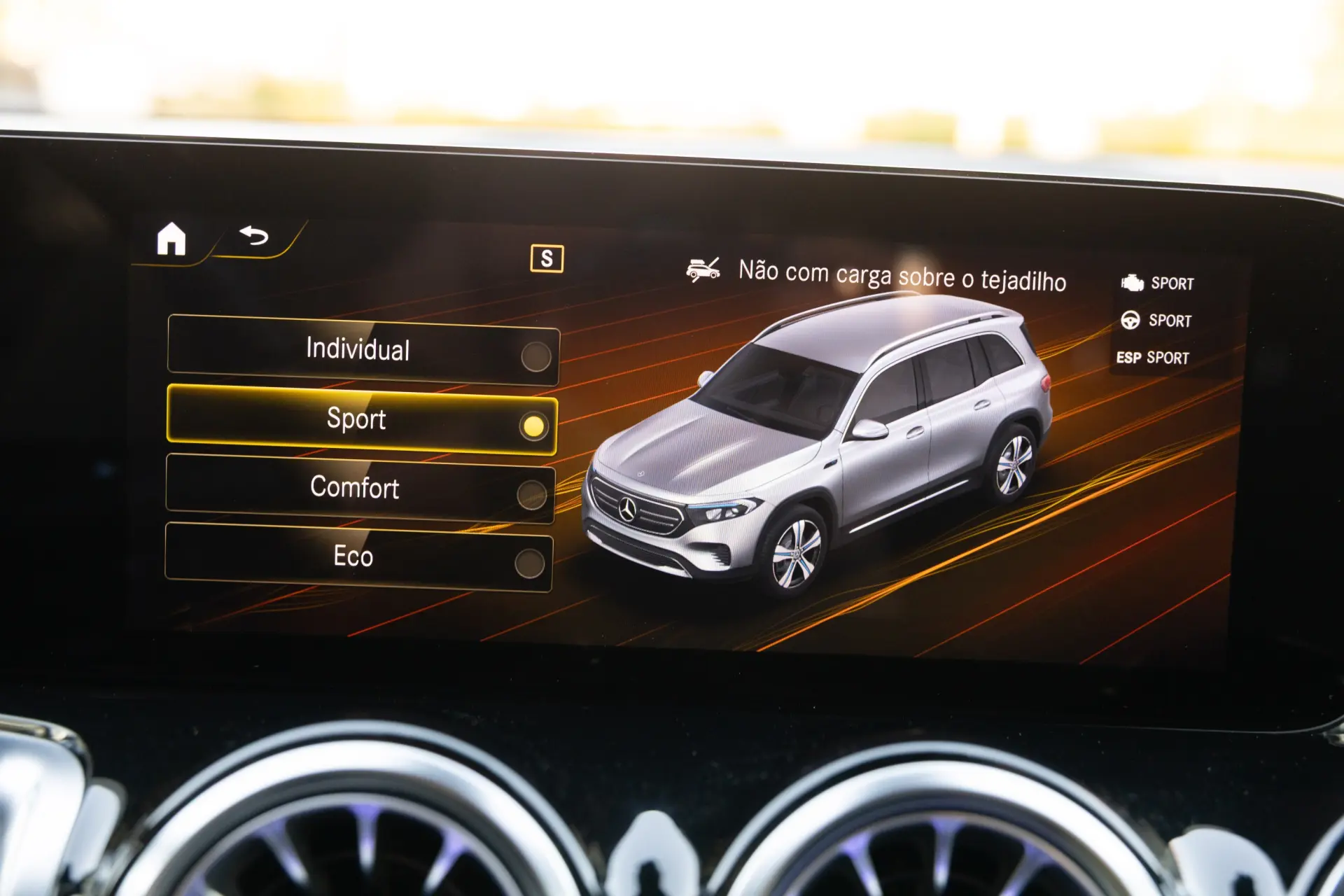 Mercedes-Benz EQB 300 4Matic AMG Line 46