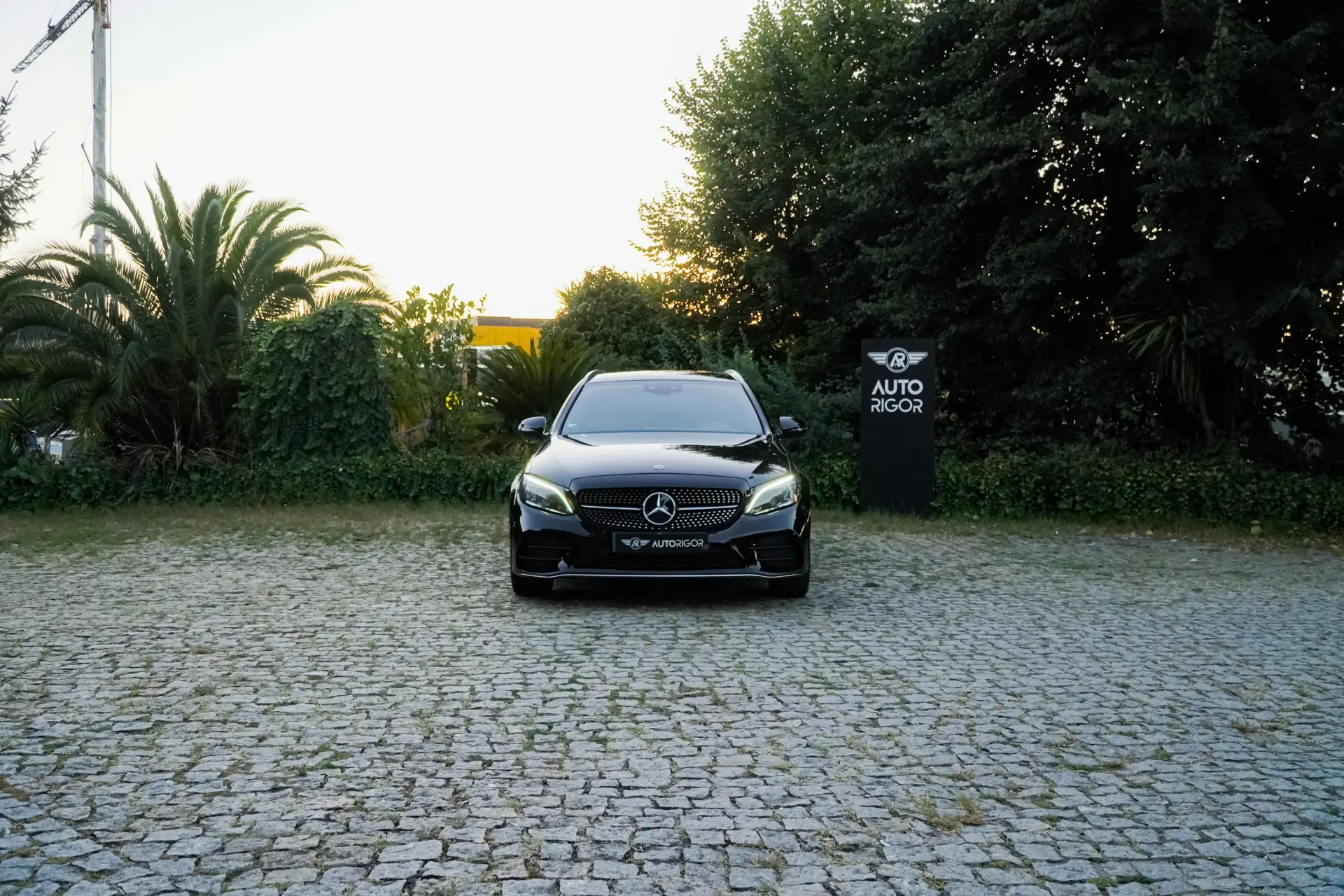 Mercedes-Benz C 300 Outro 1