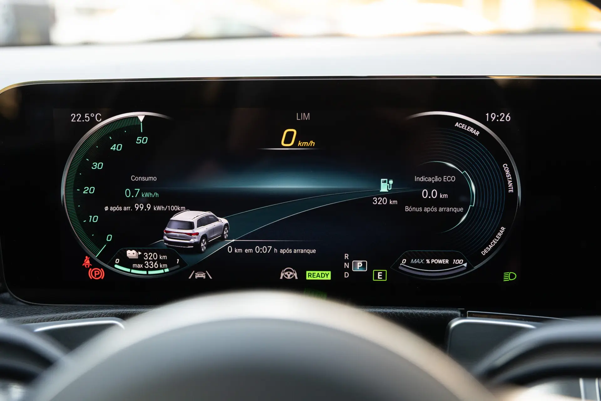 Mercedes-Benz EQB 300 4Matic AMG Line 29