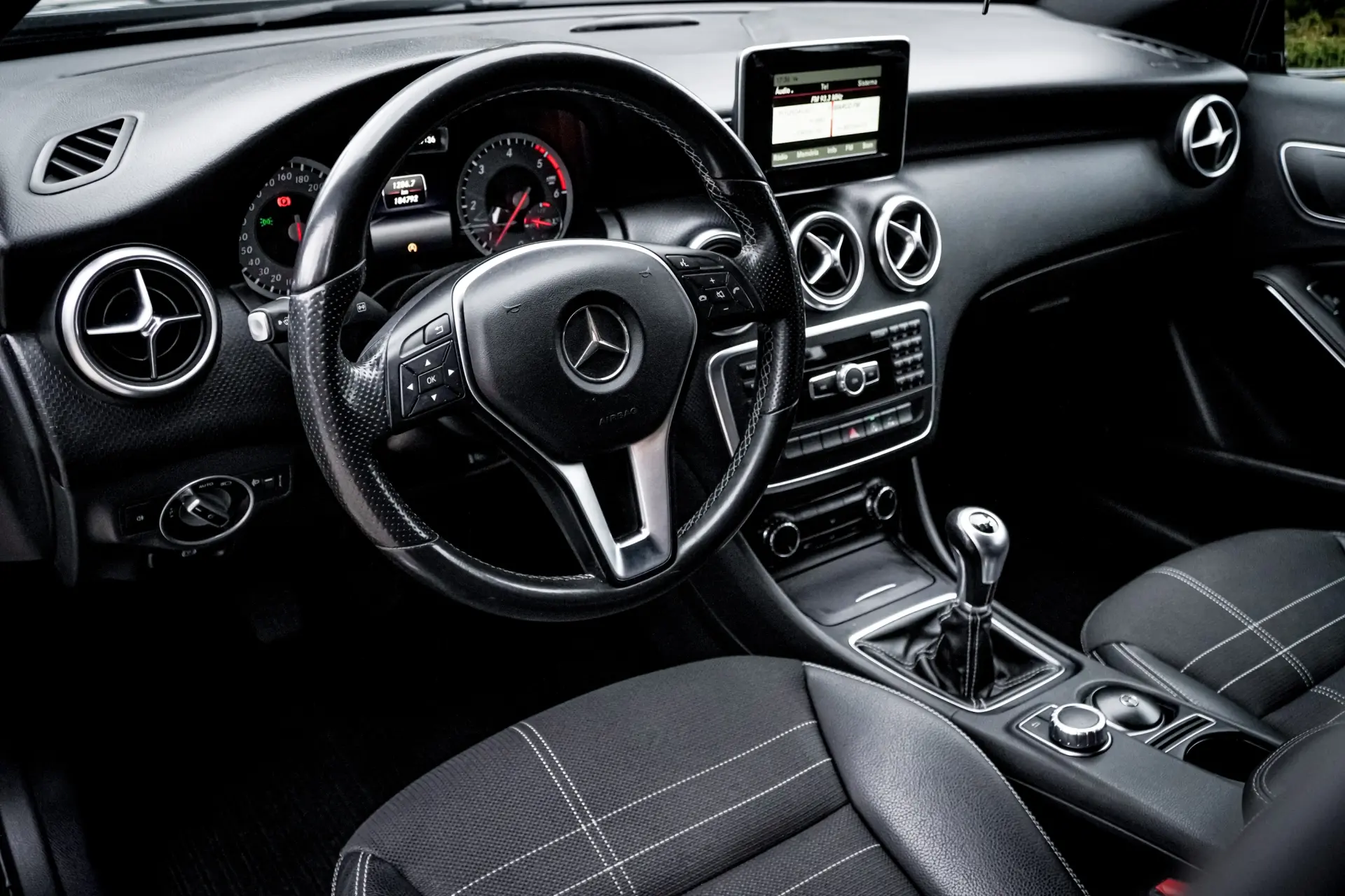 Mercedes-Benz A 160 d Urban 14