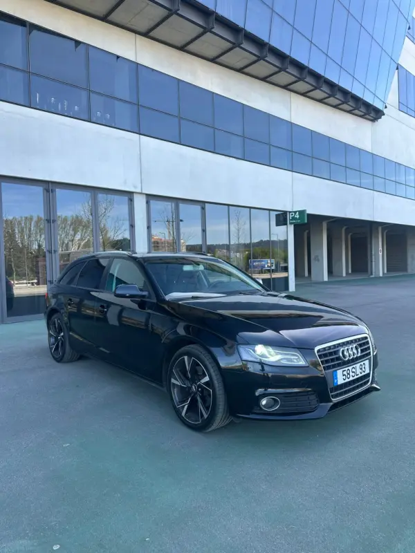 Audi A4 Avant 2.0 TDi Business Line Plus 6
