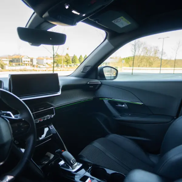 Peugeot 2008 1.5 BlueHDi GT Pack EAT8 11