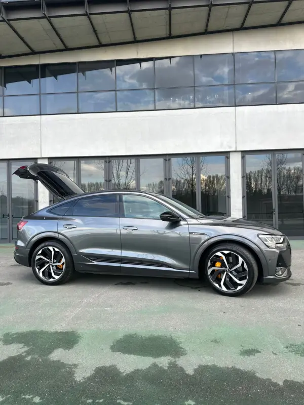 Audi e-tron Sportback 50 quattro S line 13