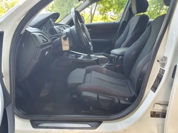 BMW 118 d Line Sport 16