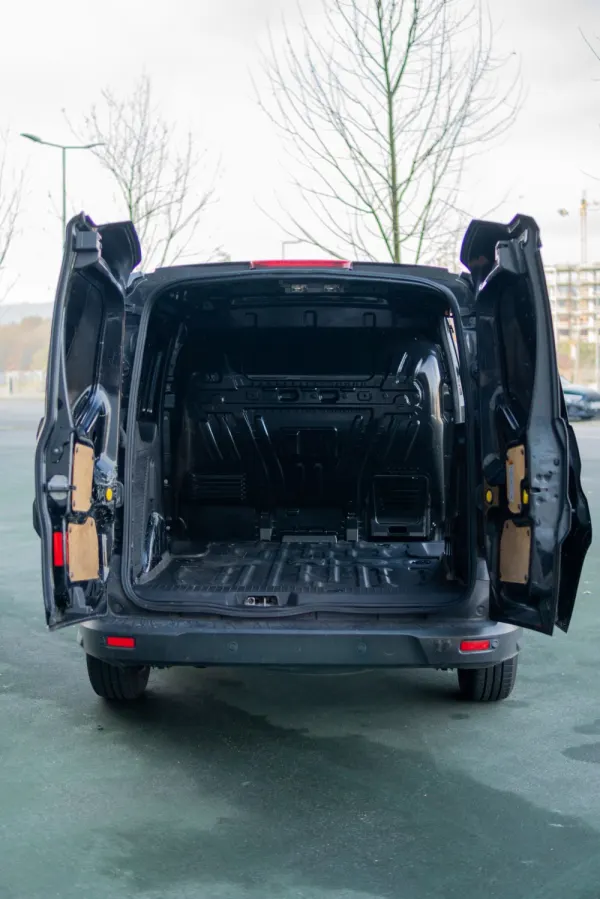 Ford Transit Connect L1 8