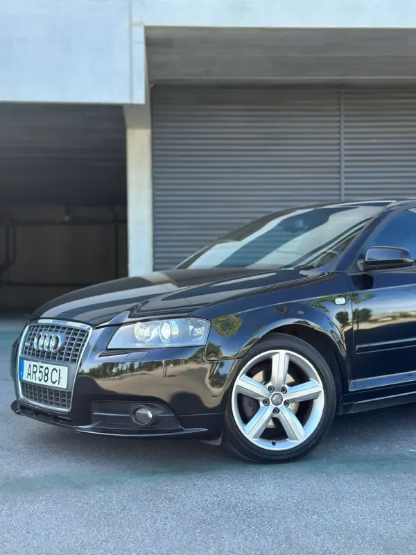 Audi A3 2.0 TDI S-line S tronic 2