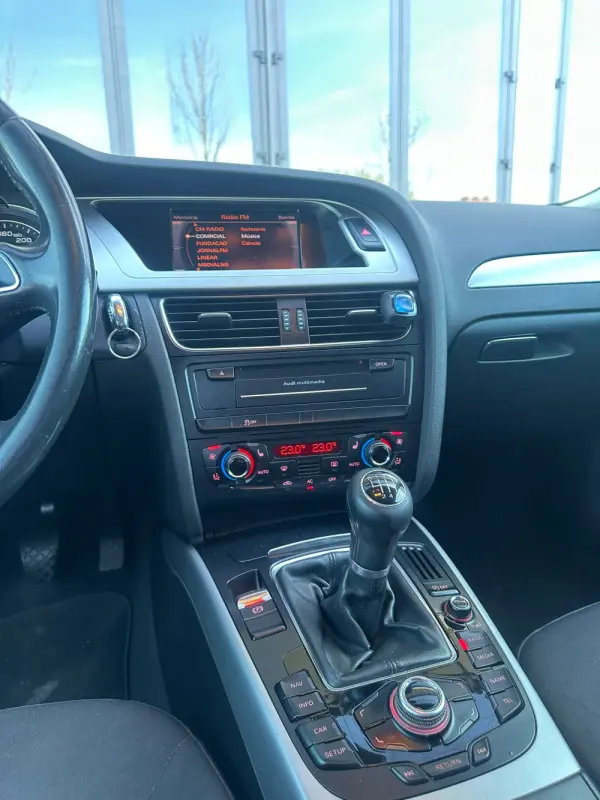 Audi A4 Avant 2.0 TDi Business Line Plus 7
