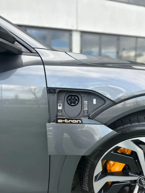 Audi e-tron Sportback 50 quattro S line 15
