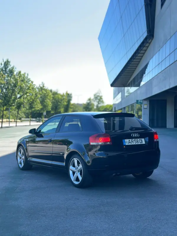 Audi A3 2.0 TDI S-line S tronic 4
