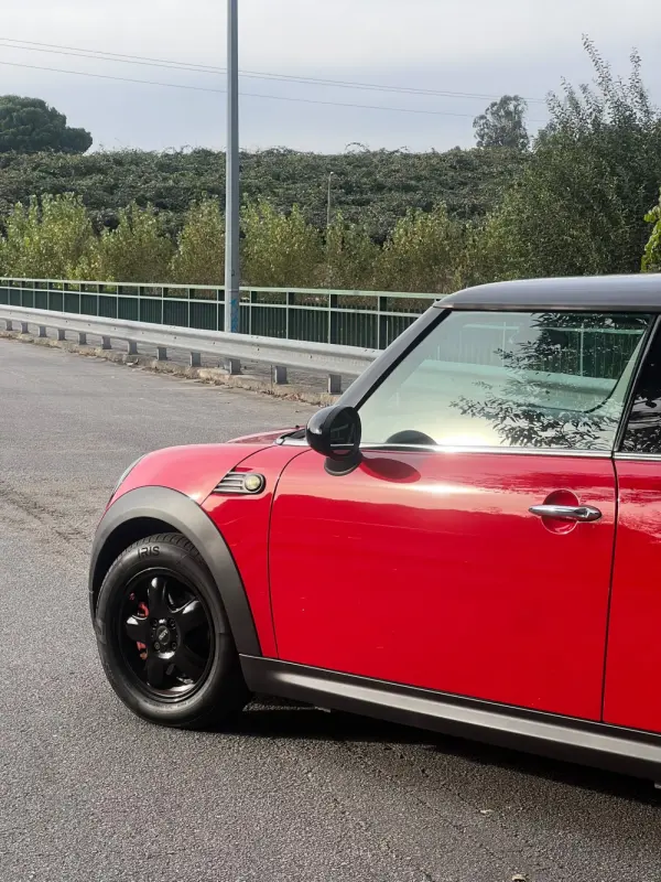MINI 3 Portas One D 4