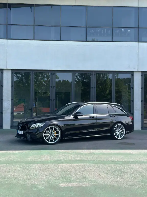 Mercedes-Benz C 220 d Station 9G-TRONIC AMG Line 2