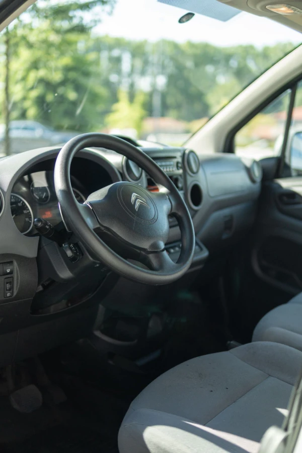 Citroën Berlingo 1.6 e-HDi Exclusive CMP6 8