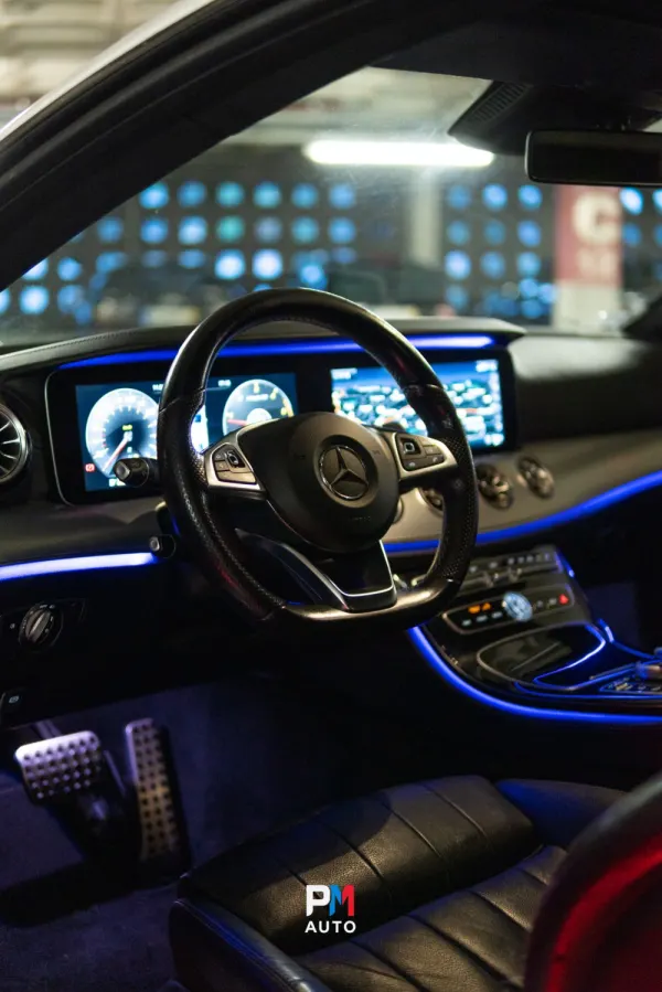 Mercedes-Benz E 220 d AMG Line Aut. 27