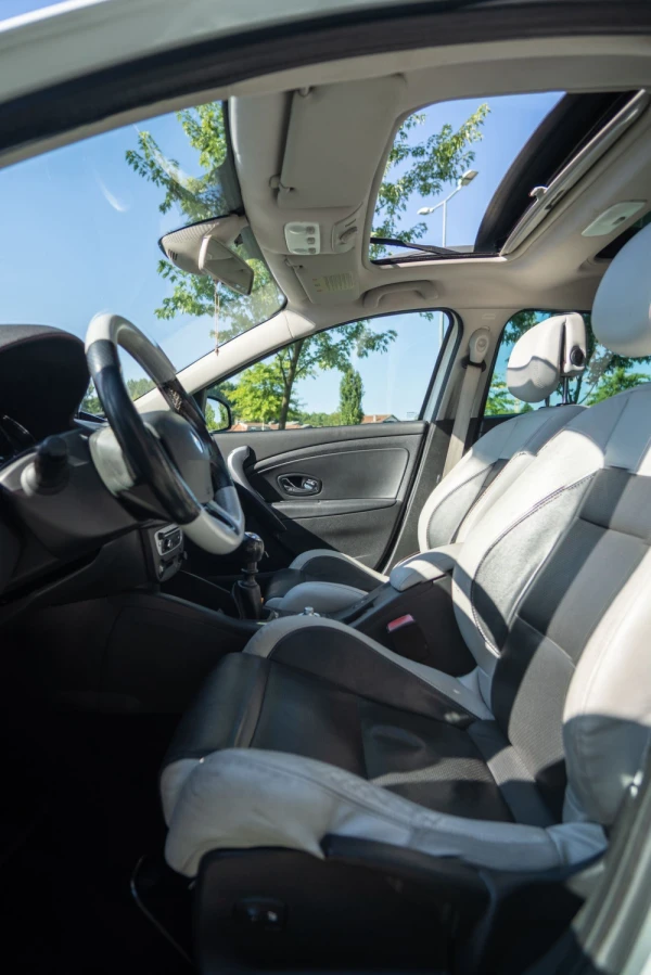 Renault Mégane Sport Tourer 1.5 dCi Dynamique 15