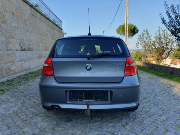 BMW 118 d Line Sport 5