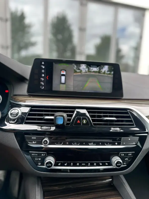 BMW 520 d Line Luxury Auto 13