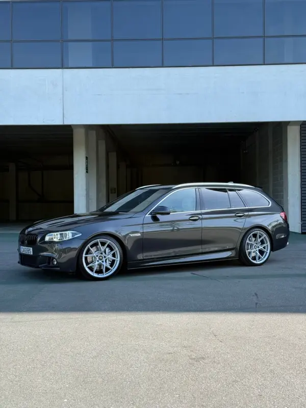 BMW 525 d Pack M Auto 4