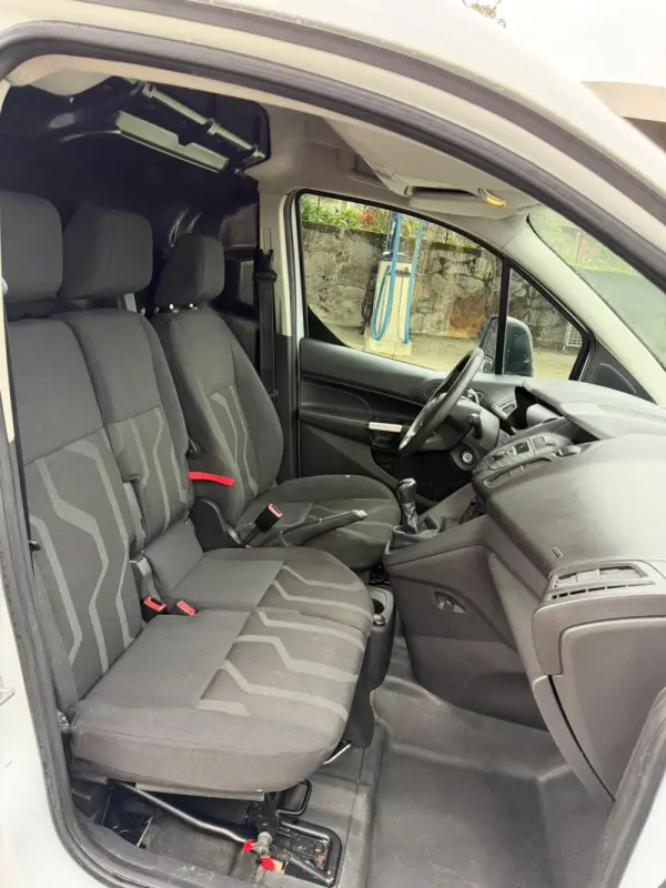 Ford Transit Connect 230 L2 Base 16