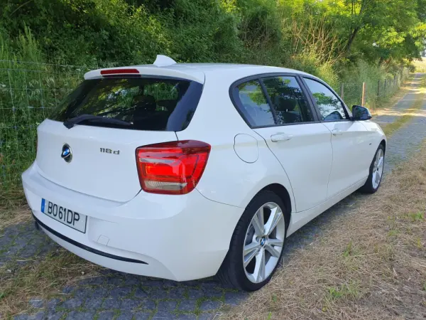 BMW 118 d Line Sport 2