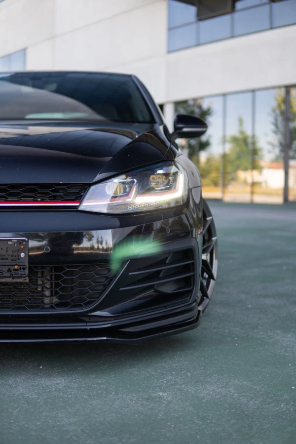 Volkswagen Golf 2.0 TSI GTI DSG Performance 6