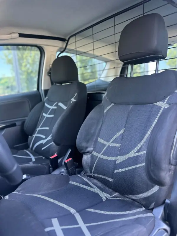Citroen C2 1.4 HDi VTR 7