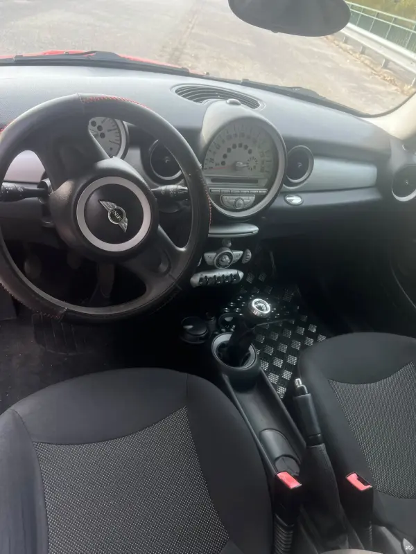 MINI 3 Portas One D 15