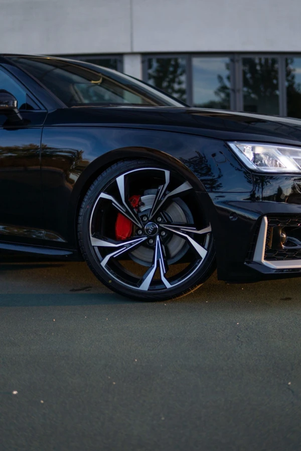 Audi A4 Avant 2.0 TDI quattro S-line S tronic 7