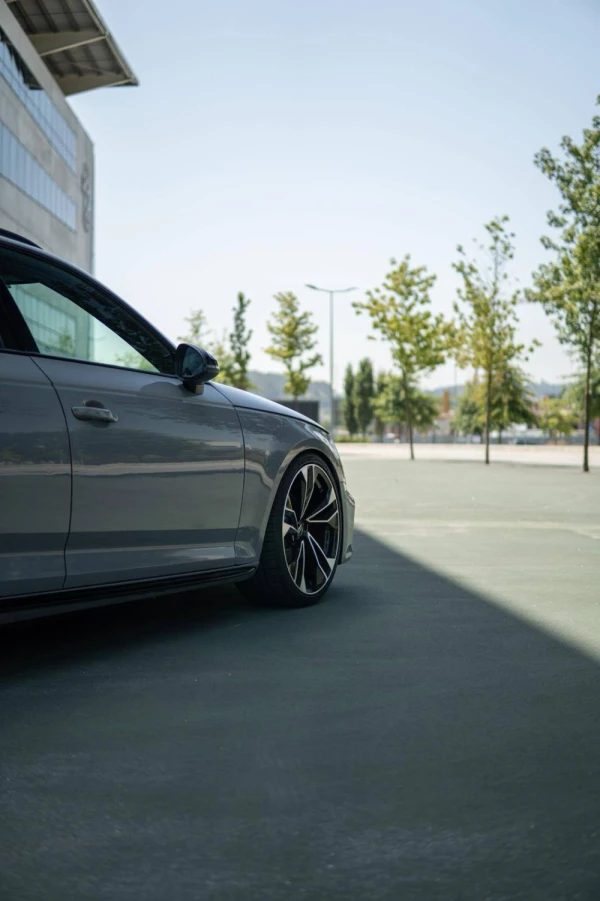 Audi A4 Avant 2.0 TDI S tronic 12