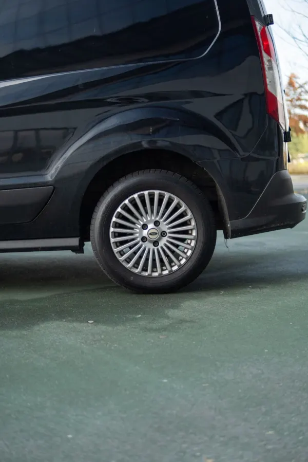 Ford Transit Connect L1 7