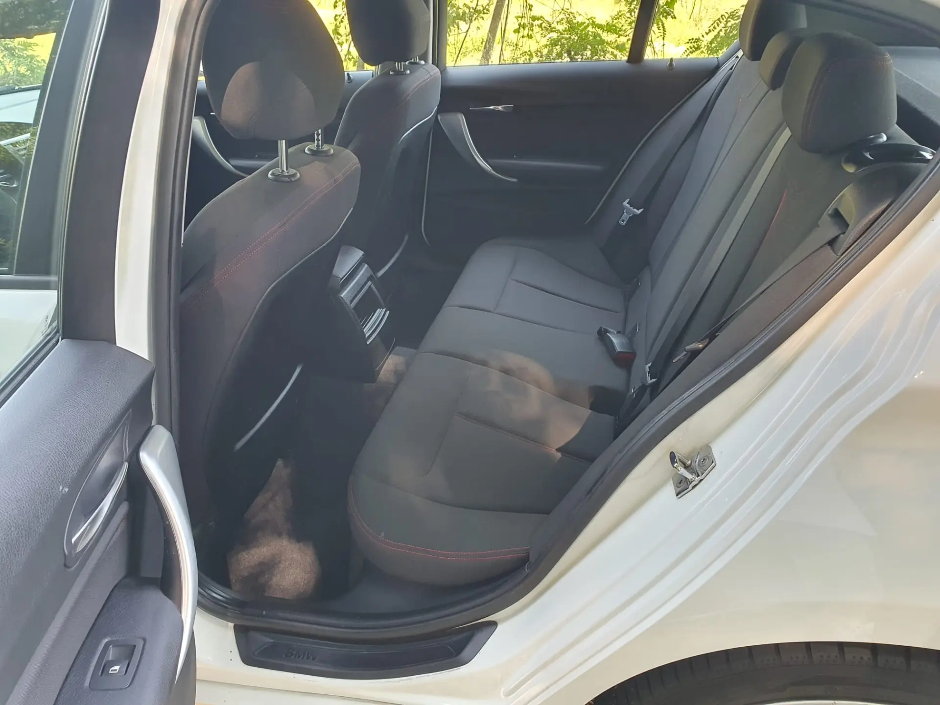 BMW 118 d Line Sport 12