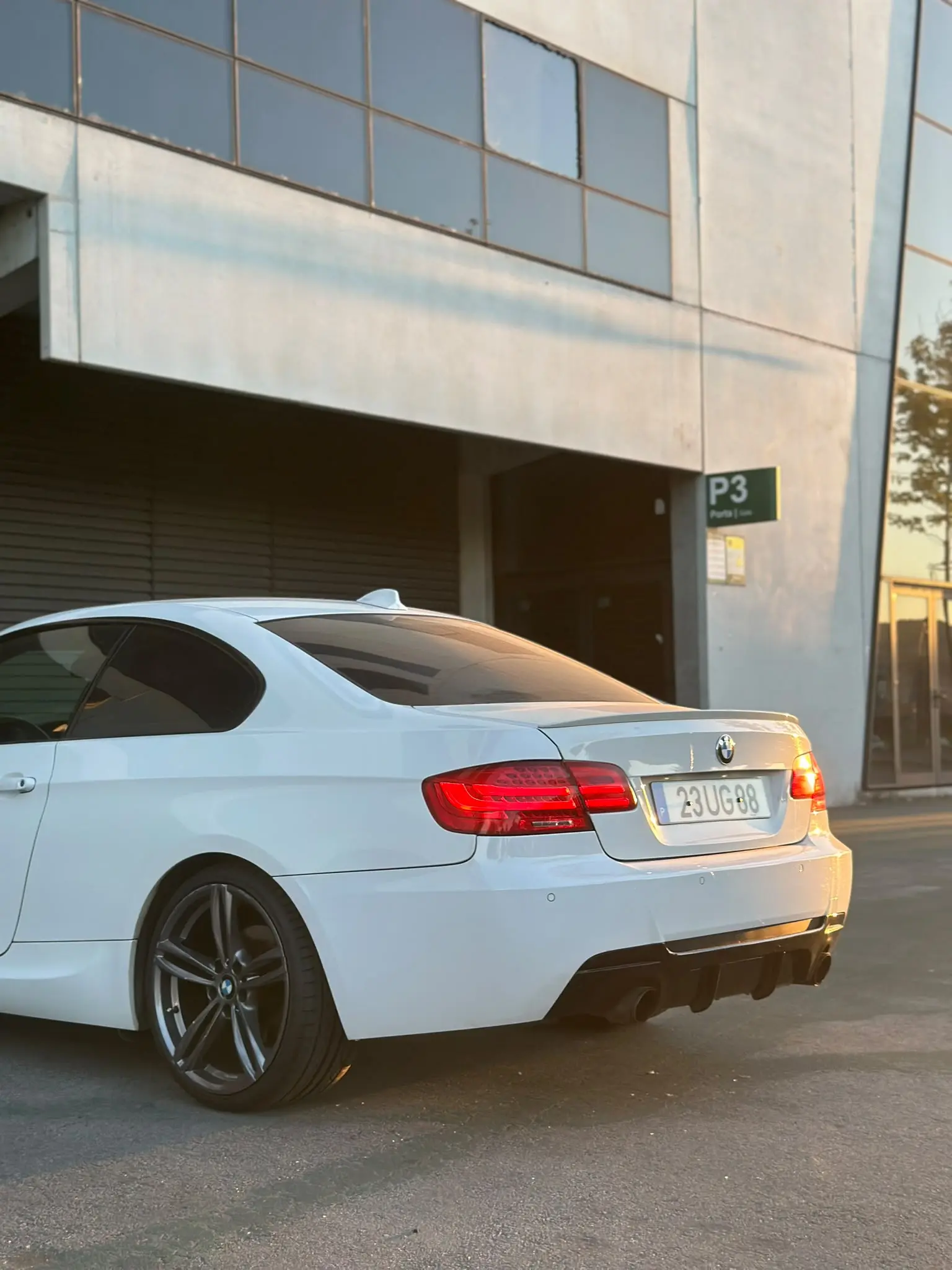 BMW 320 d Coupe 9