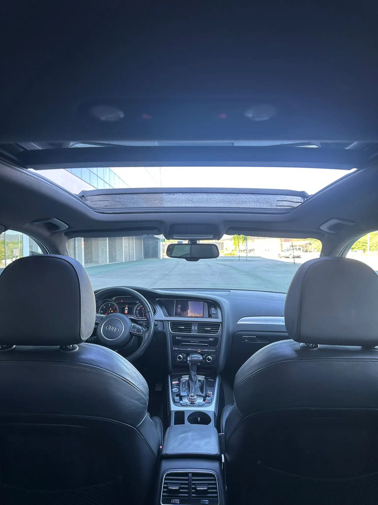 Audi A4 Avant Stronic 10