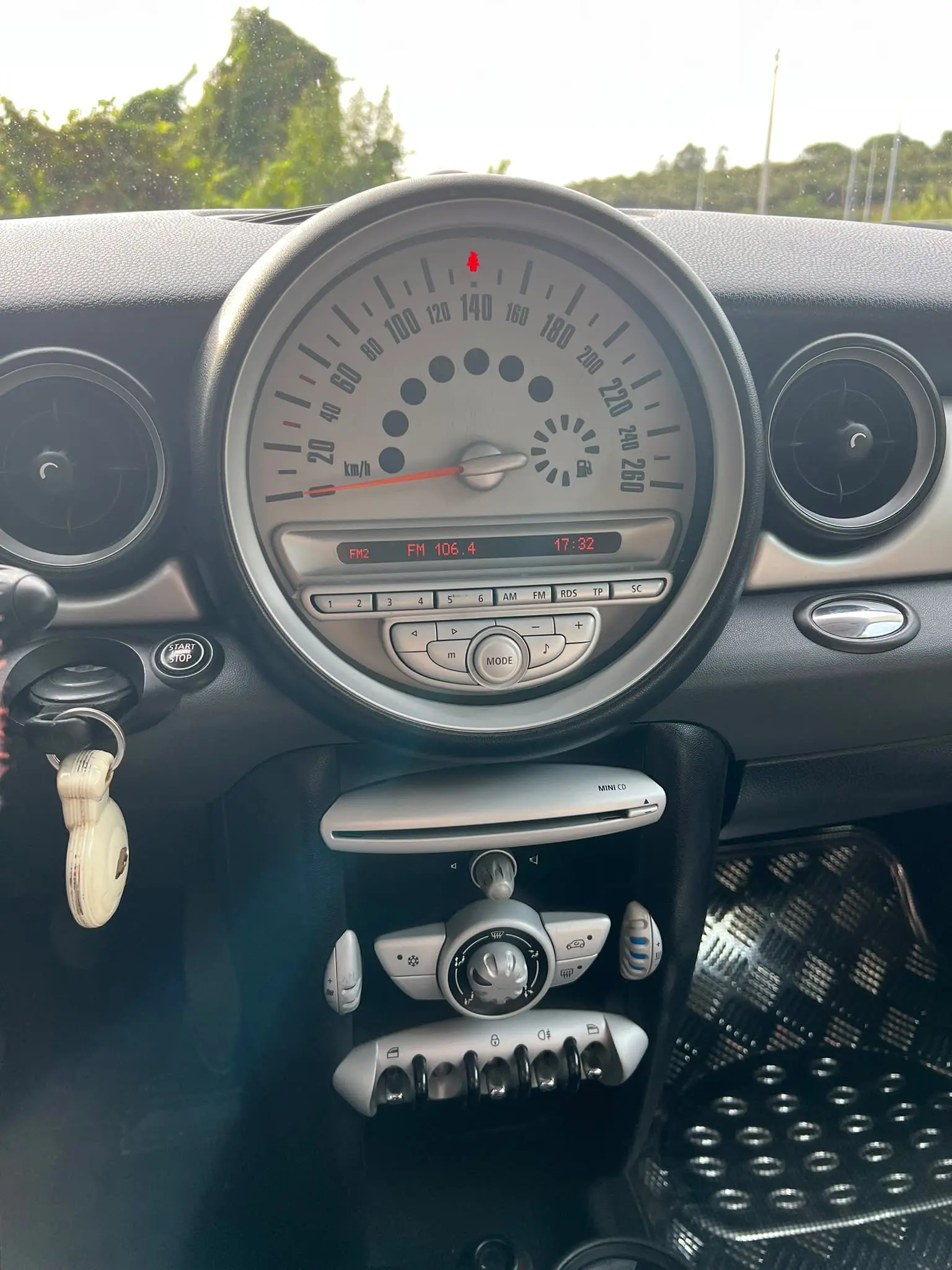 MINI 3 Portas One D 13