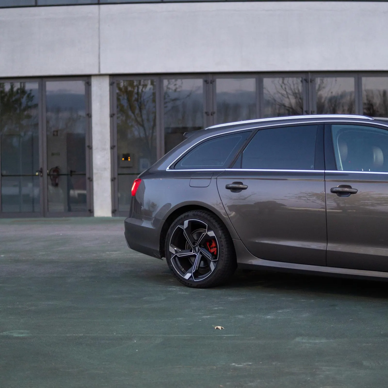 Audi A6 Avant 2.0 TDi S-line S tronic 2