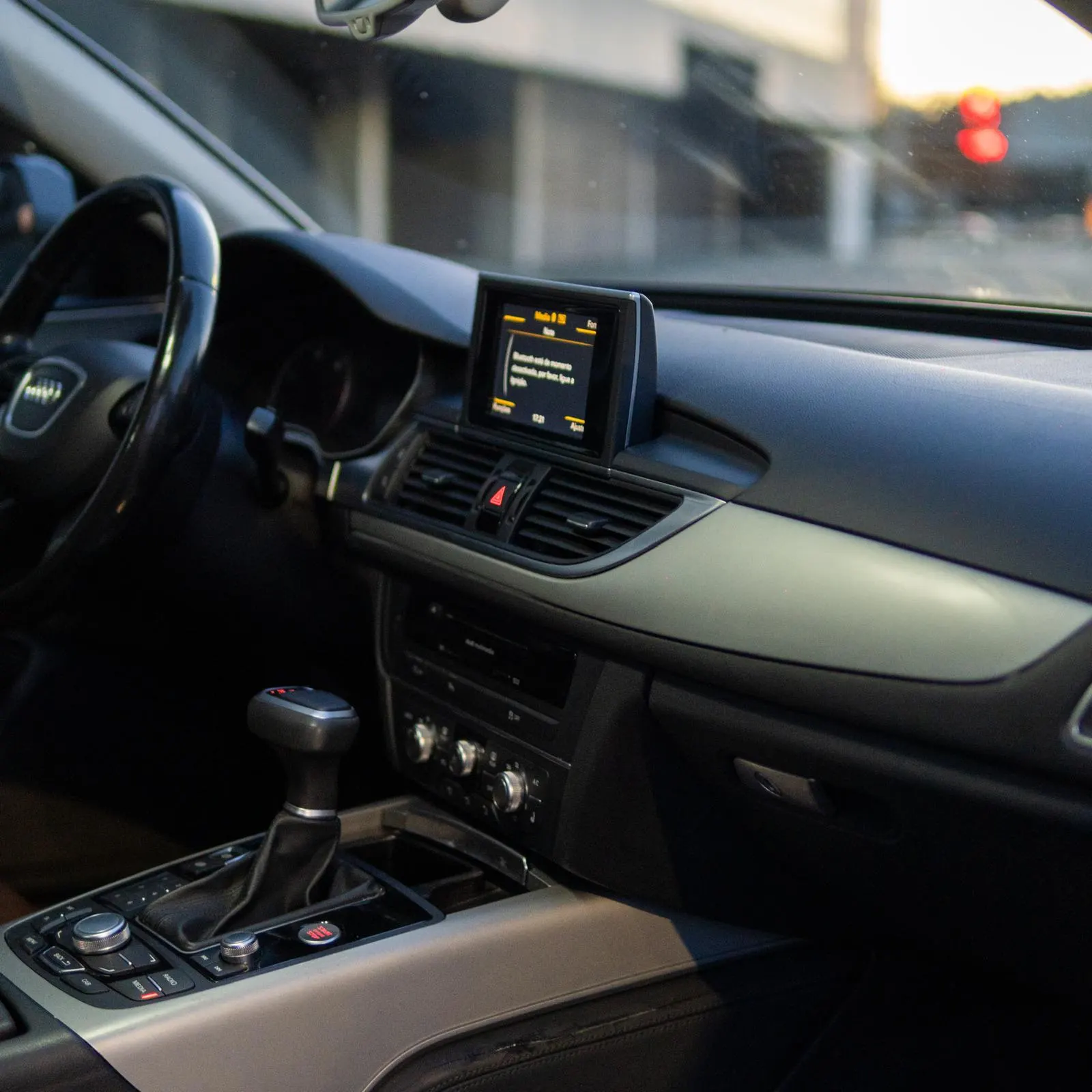 Audi A6 Avant 2.0 TDi S-line S tronic 19