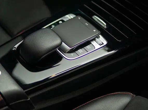 Mercedes-Benz A 180 d AMG Line Aut. 24