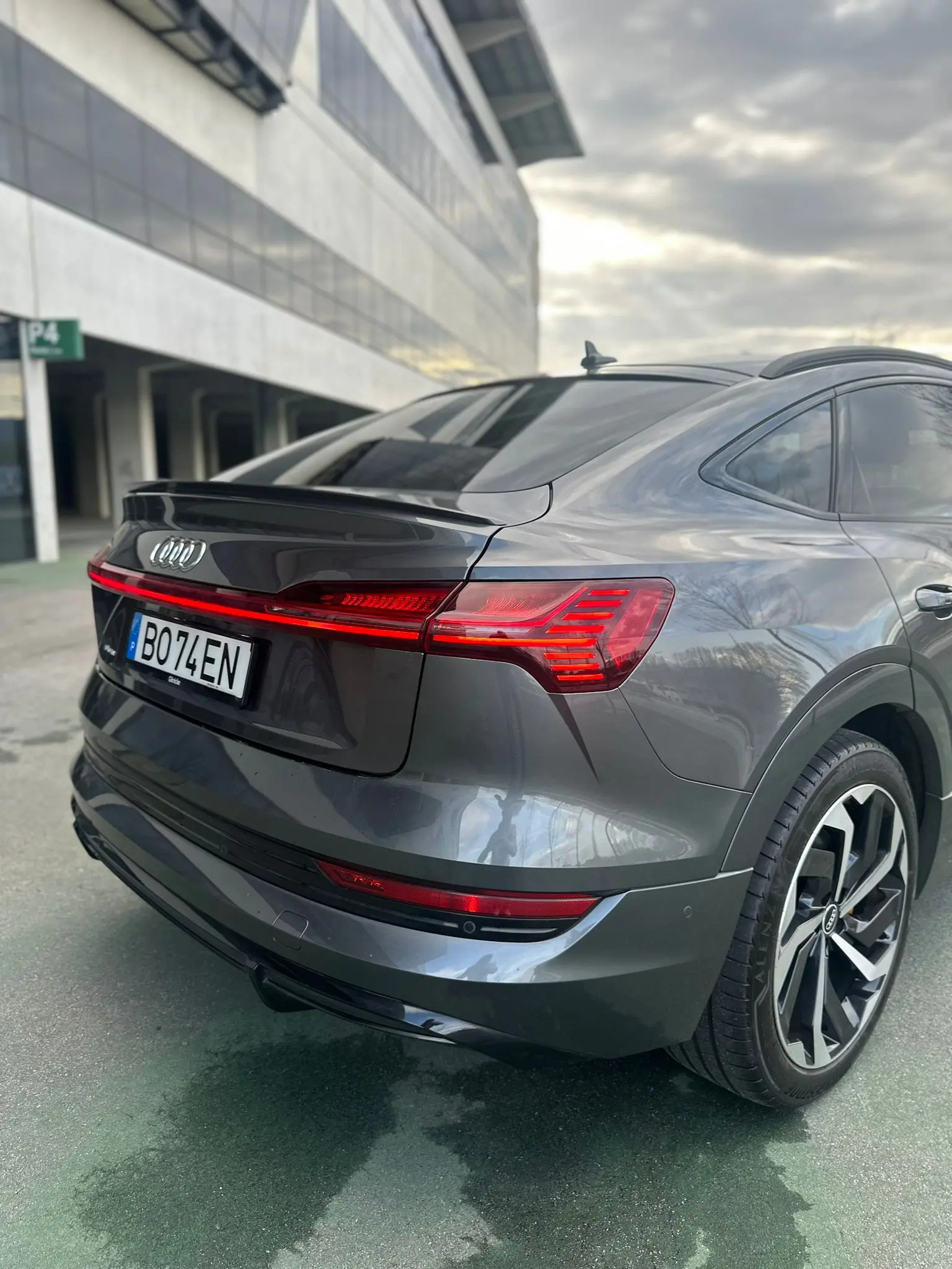 Audi e-tron Sportback 50 quattro S line 11