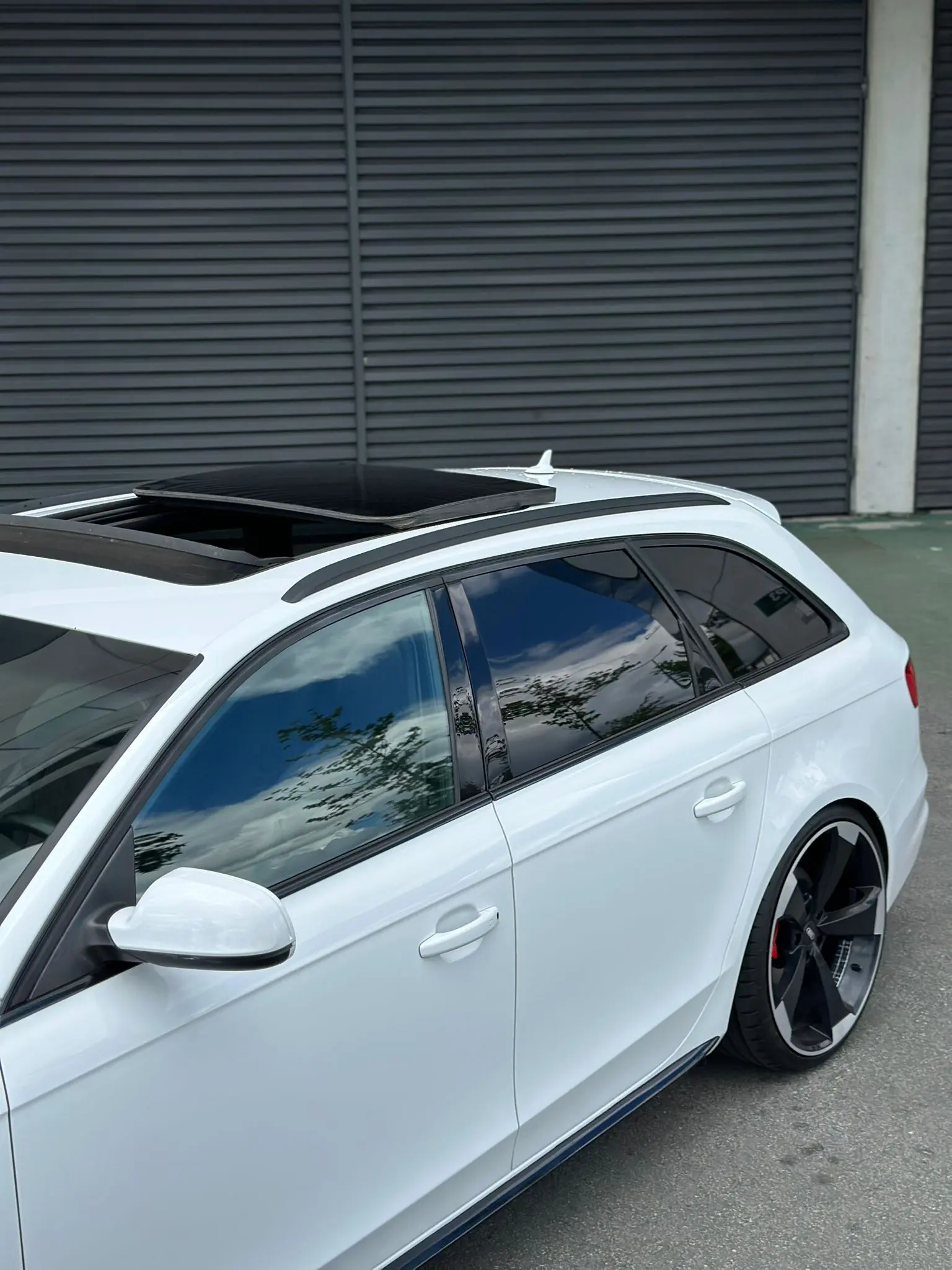 Audi A4 Avant Stronic 5