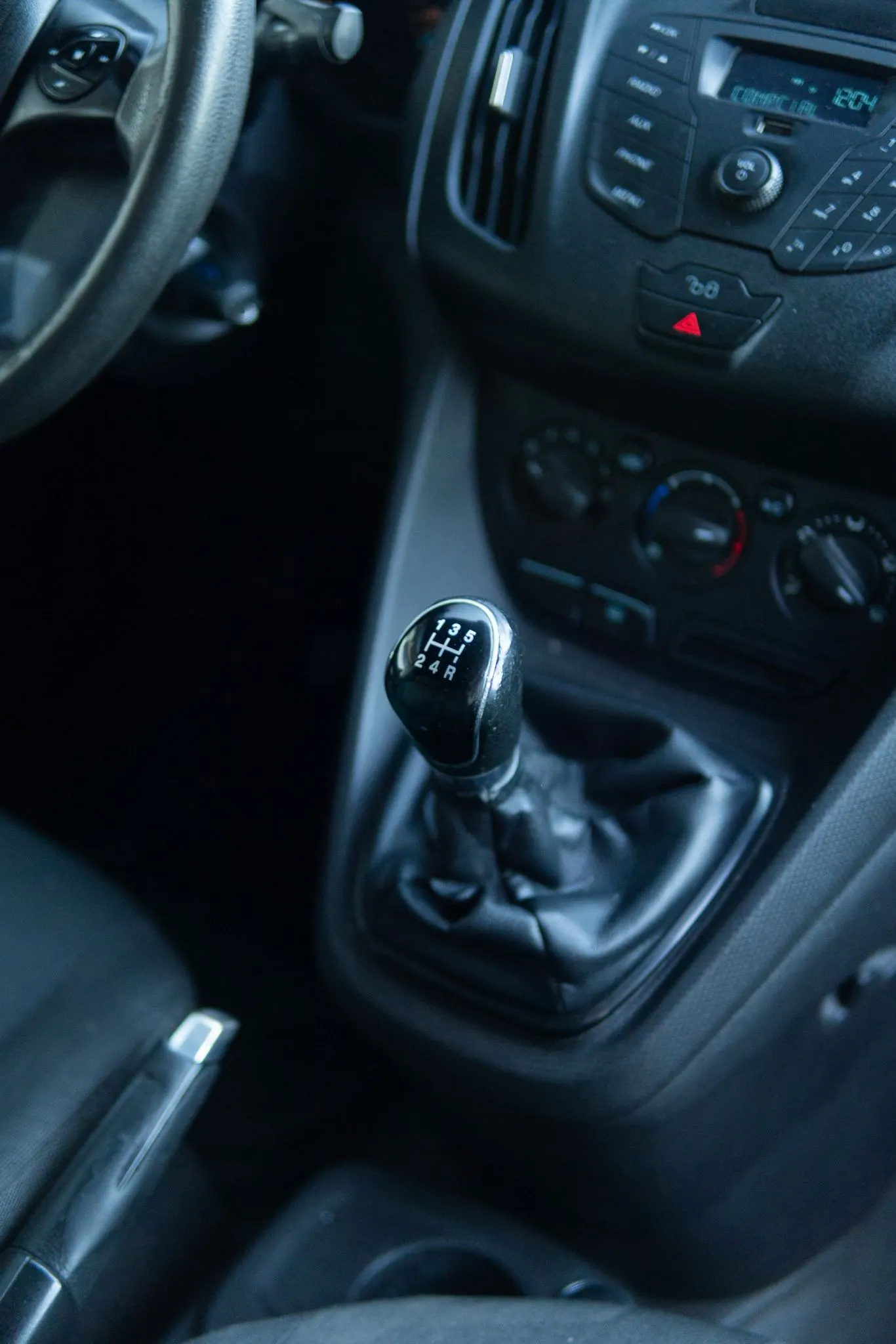 Ford Transit Connect L2 13